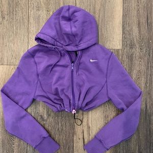 Cropped Nike Purple Hoodie
